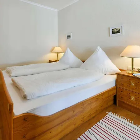 Apartment Haus Am Hövt - 13 Goehren (Ruegen)