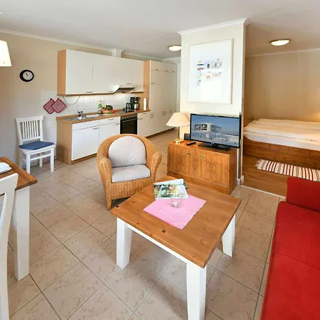 Haus Am Hövt - 13 Goehren (Ruegen)