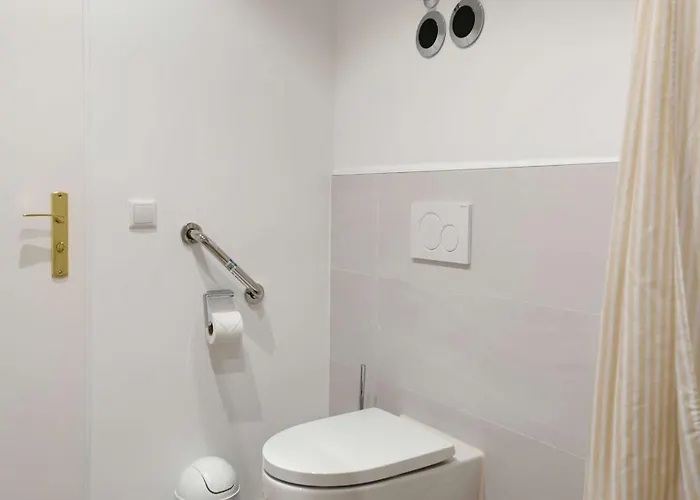 Haus Am Hövt - 13 Goehren (Ruegen)